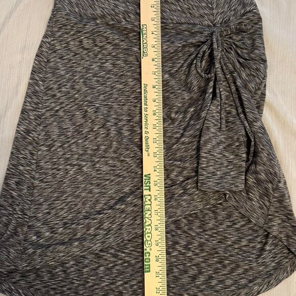 The-North-Face Women's Grey Skirt, Pull-On, stretch Fabric Size Small - Picture 3 of 8
